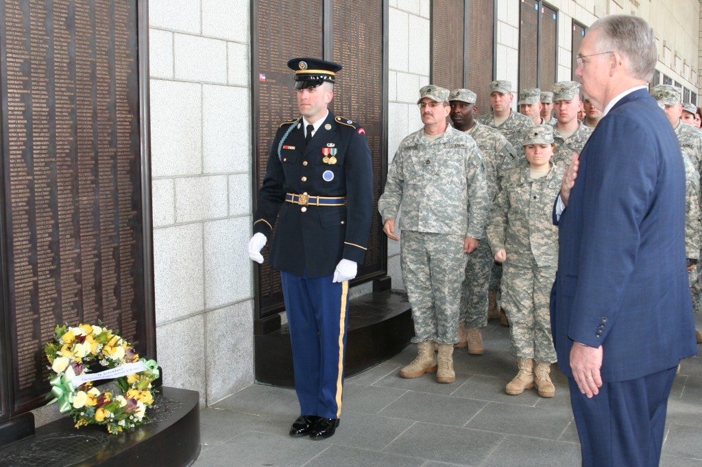 Gov. Jay Nixon visits a memorial for the Korean War in Seoul, South Korea, with Missouri Guardsmen. (Photo: Governor's Office