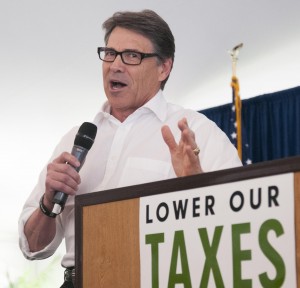 Gov. Perry speaks to the crowd gathered at the Grow Missouri rally in Chesterfield two weeks ago. (Photo by Brittany Ruess)