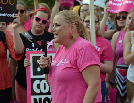 Planned Parenthood's Laura McQuade speaks to the crowd at Mizzou Sept. 29, 2015. (Travis ZImpfer/The Missouri Times