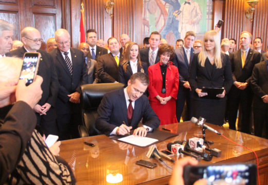 Gov. Eric Greitens signs right-to-work into law Feb. 6. 2017 (Travis Zimpfer/MISSOURI TIMES)