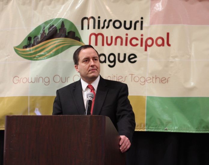 Missouri Municipal League Ashcroft, legislators at annual