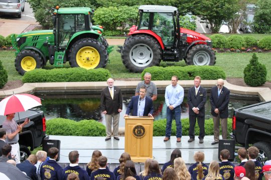 Gov. Eric Greitens and other speakers at biodiesel fund announcement (ALISHA SHURR/THE MISSOURI TIMES).