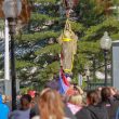 Ceres makes her way to the ground from her perch atop the Missouri Capitol on Thursday morning (ALISHA SHURR/THE MISSOURI TIMES.)