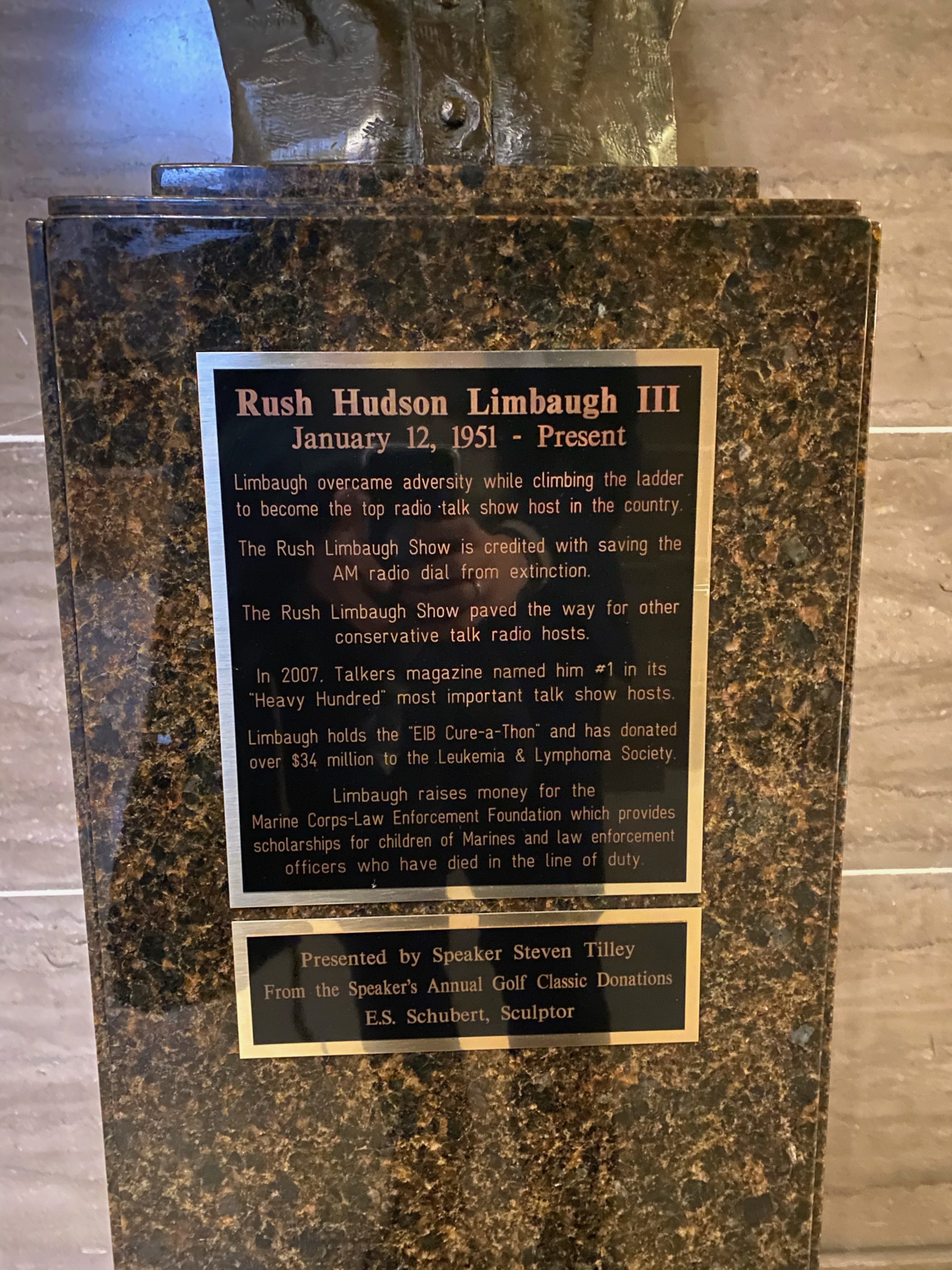 Rush Limbaugh bust, Missouri state Capitol