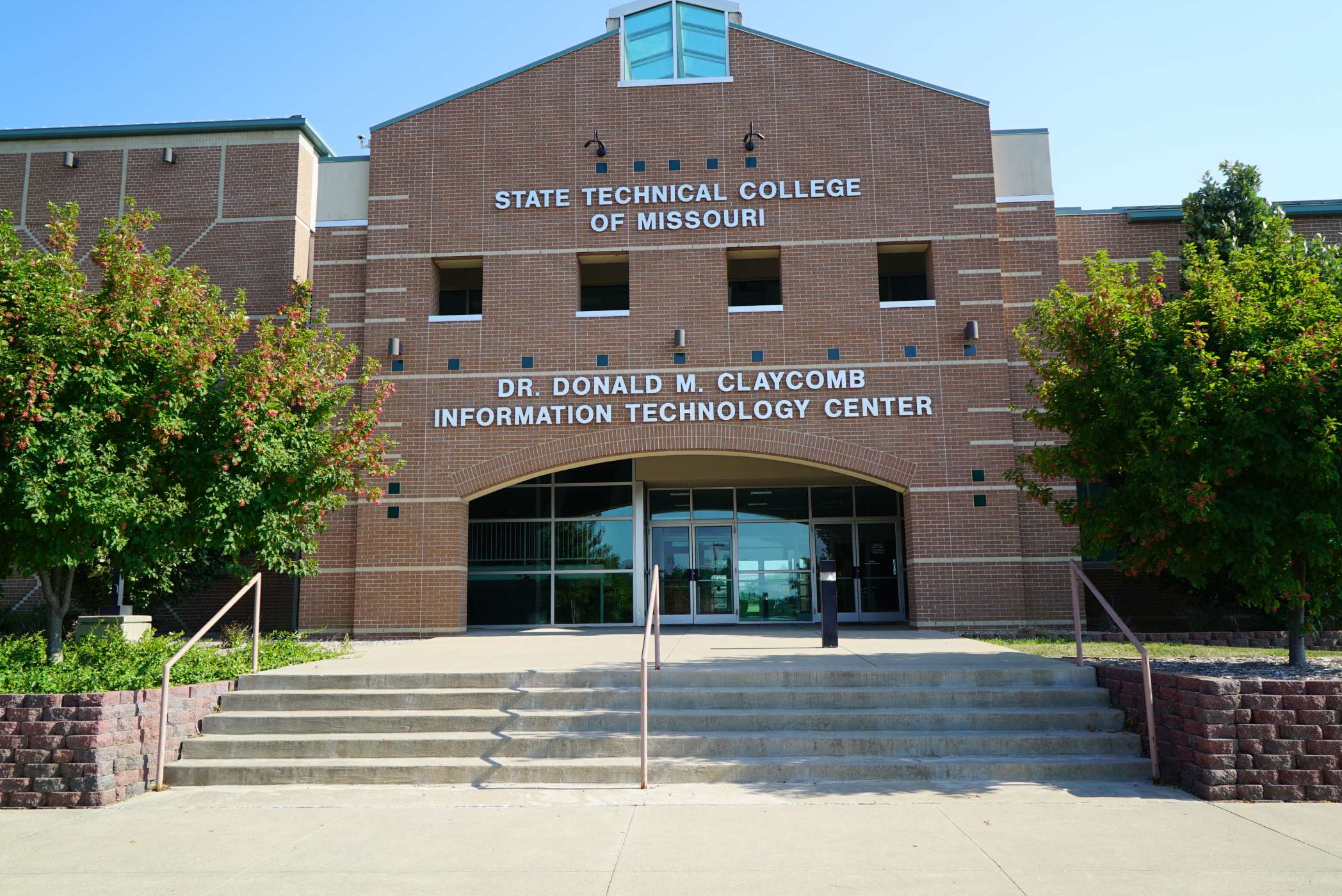 State Tech campus photo